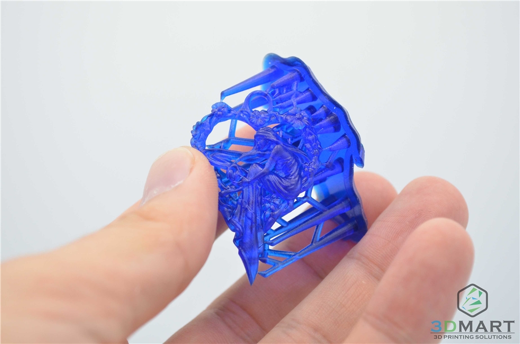 Formlabs Form2 SLA 光固化 3D列印機 Castable 鑄造樹脂 3DMART 成品 少女吊墜 Formlabs Form2 SLA 光固化 3D列印機 Castable 鑄造樹脂 3DMART 列印 少女吊墜